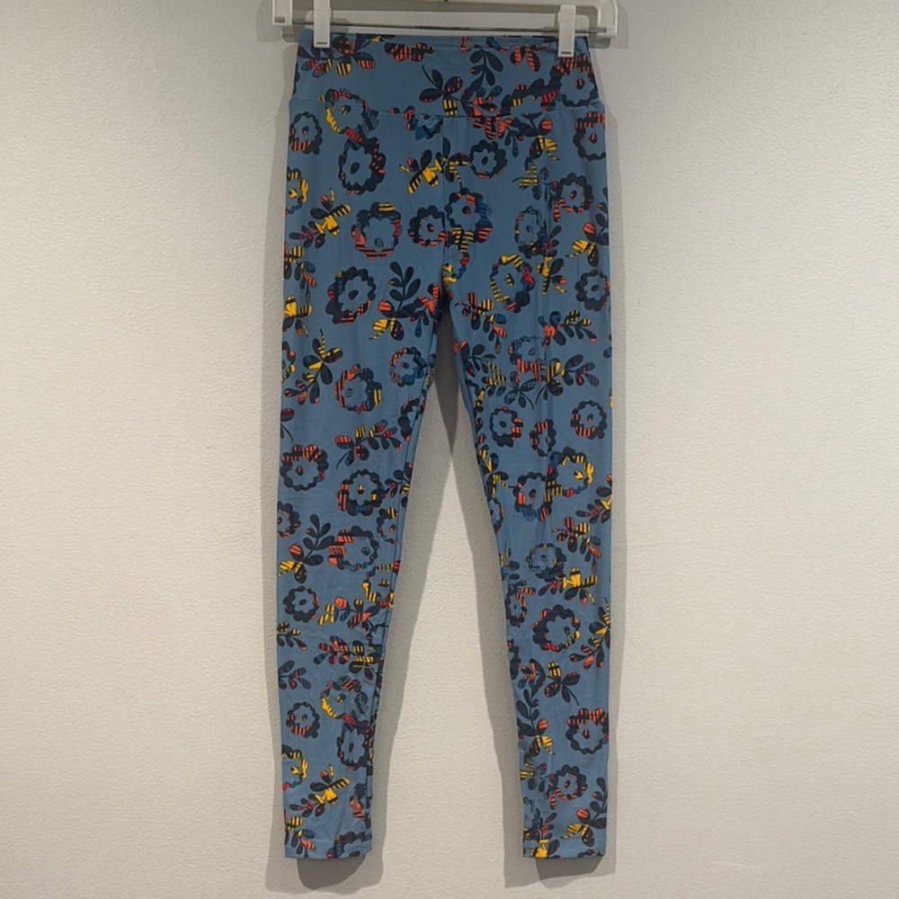 Lularoe Blue Butterfly Floral Leggings - One Size